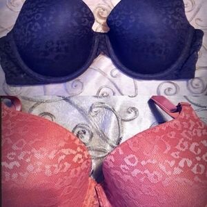 New Victoria's Secret Black and Pink Push-Up Bras